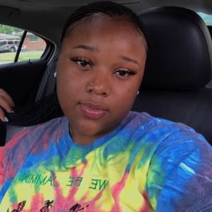 Meet your Posher, Christausha